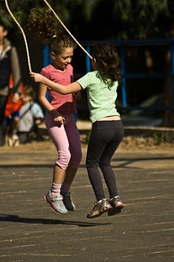 קייטנת פסח קפיצה בחבל פסח 2014